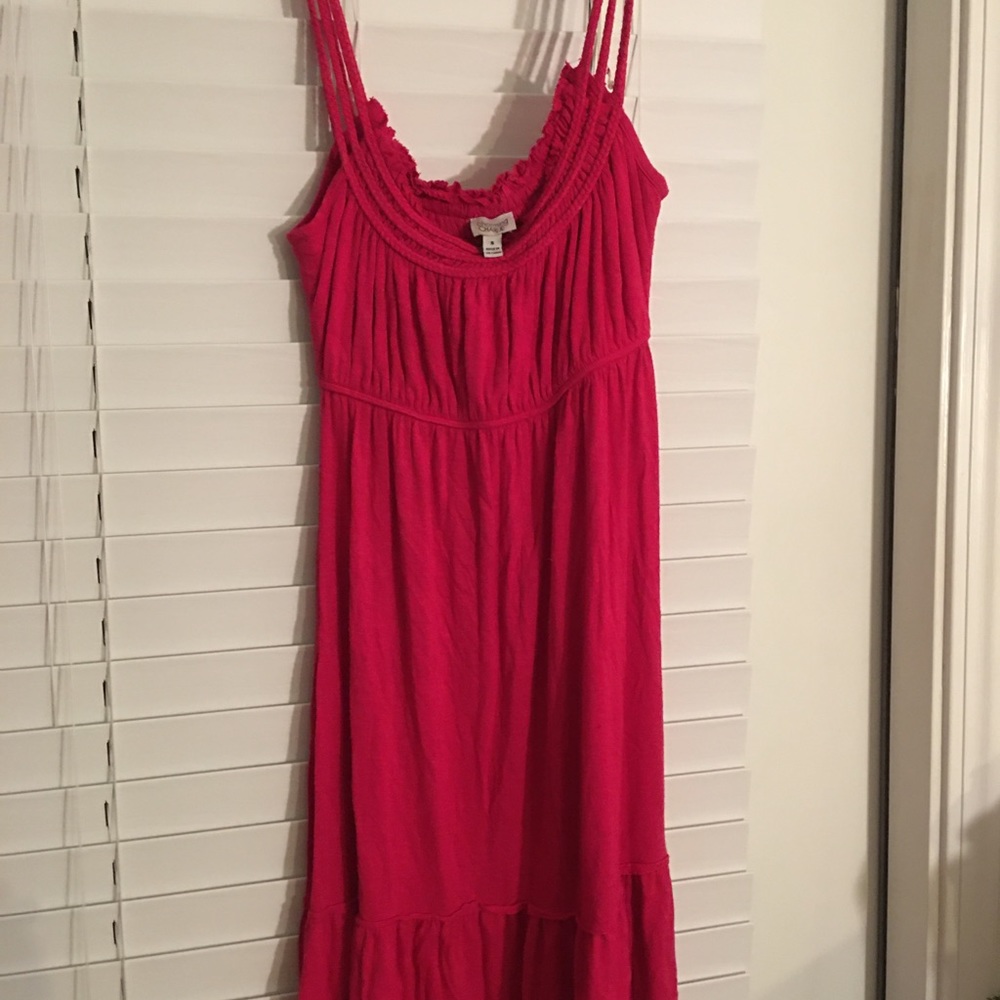 Young lady’s small sundress.